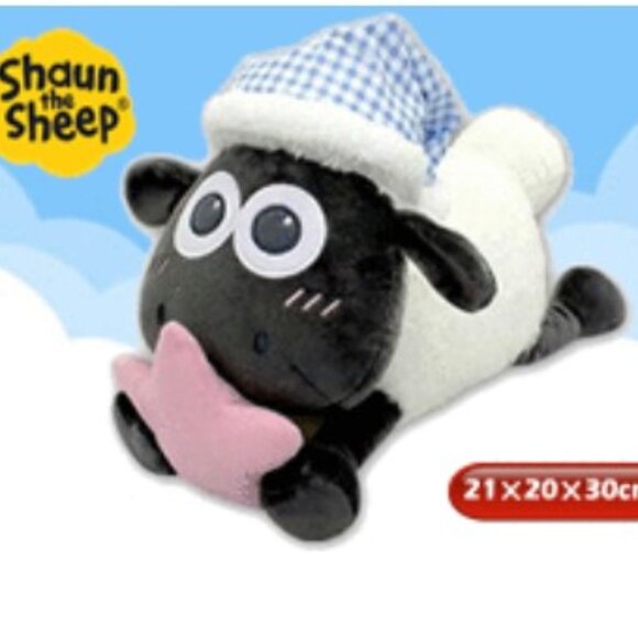 New Laying Down Shaun the Sheep Holding Star 21x20x30cm Plush Japan Toreba - Picture 1 of 3